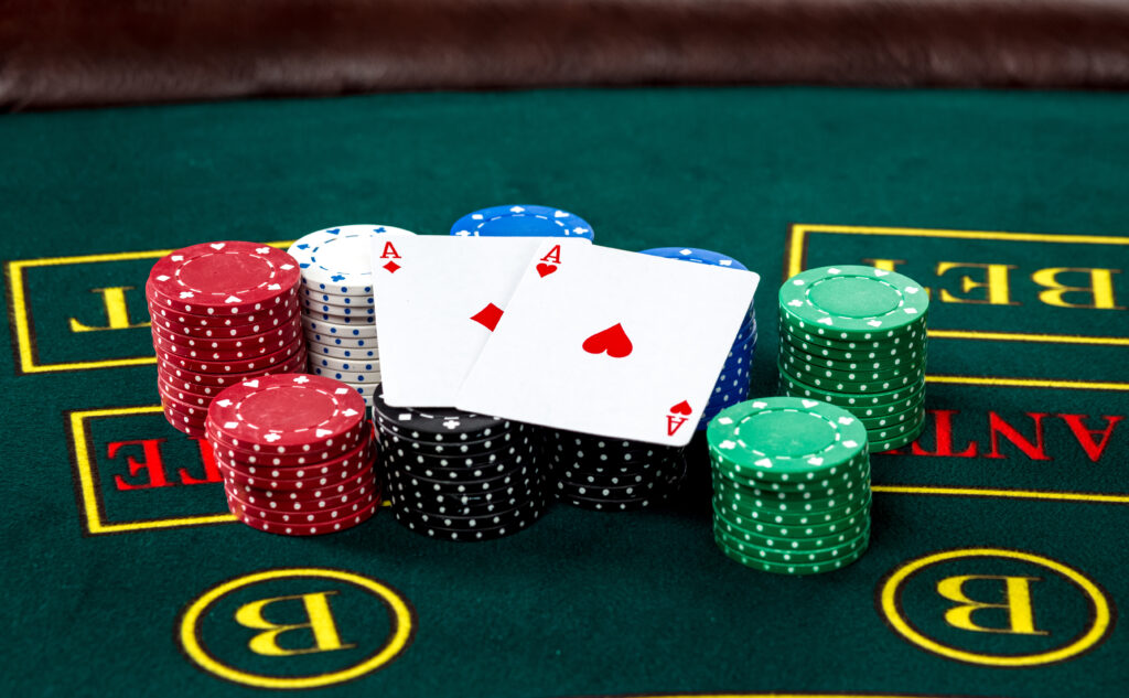 Ignite Your Online Poker Success: The 7-Step Evolution from Land-Based Casinos