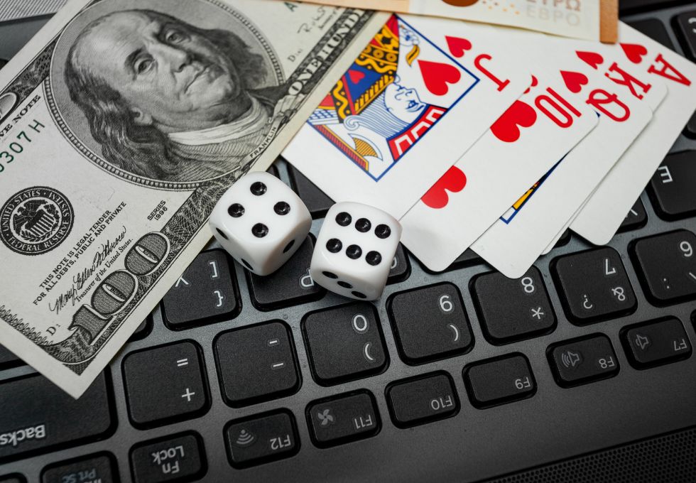 Digital High Rollers: Exploring the World of Online Casinos
