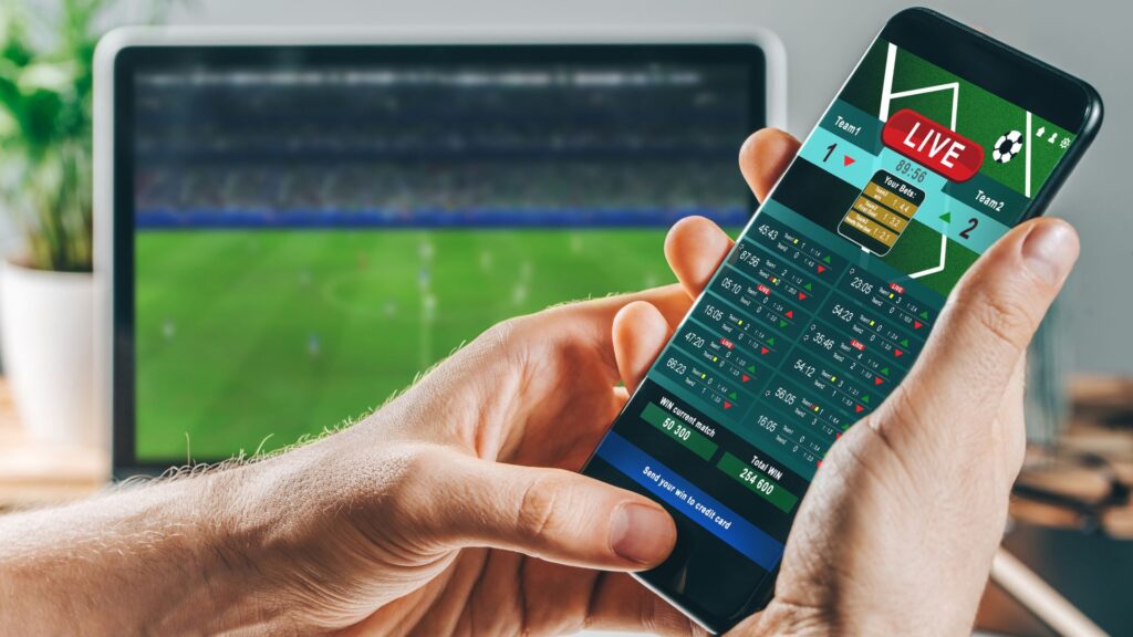 6 Winning Moves: Master Online Sports Betting from Sidelines to Profit Lines