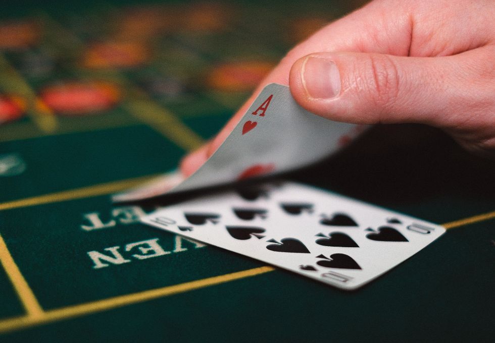 should you take blackjack insurance?